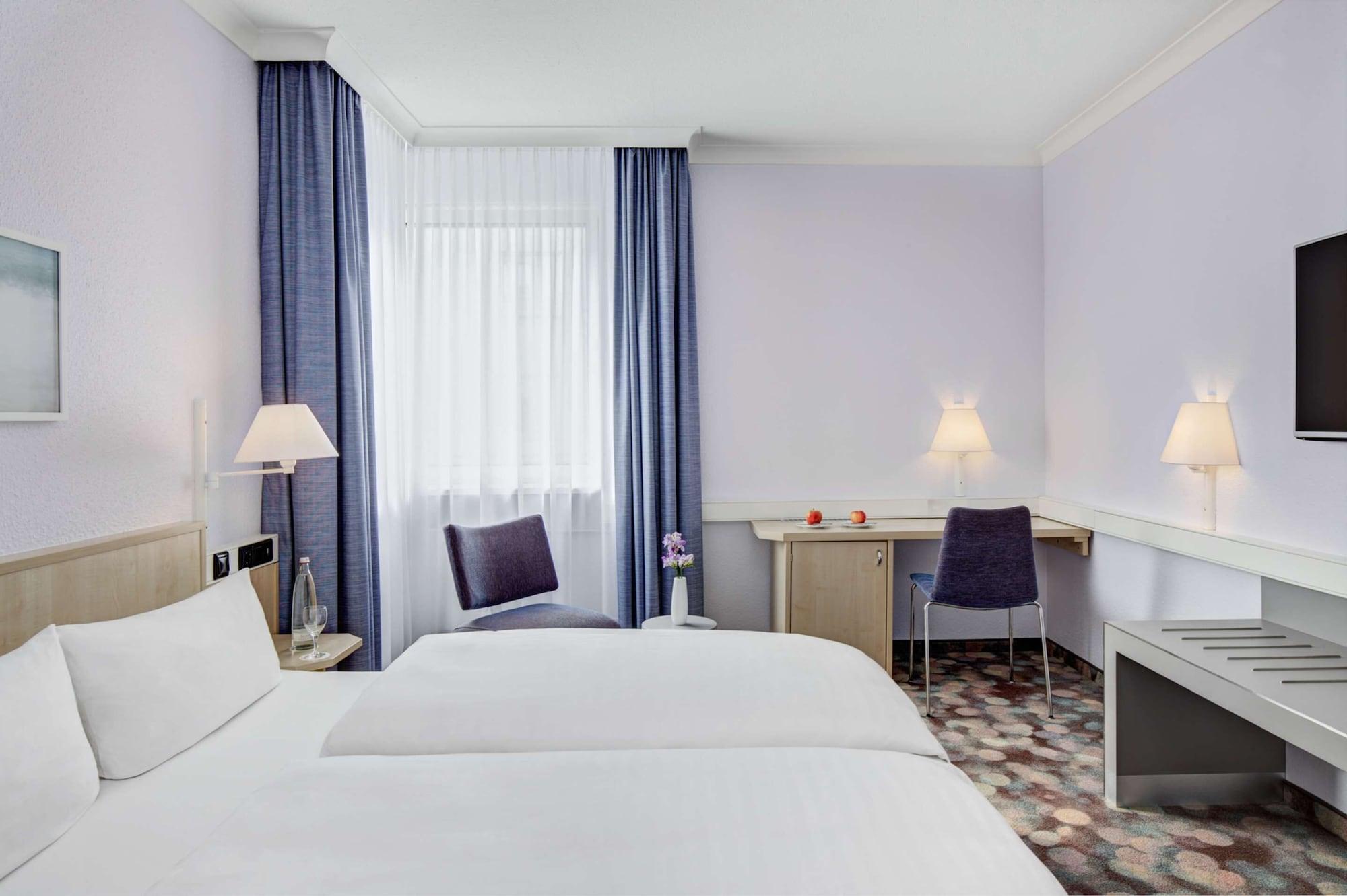 อินเตอร์ซิตี้โฮเต็ล รอสต็อค Hotel ภายนอก รูปภาพ