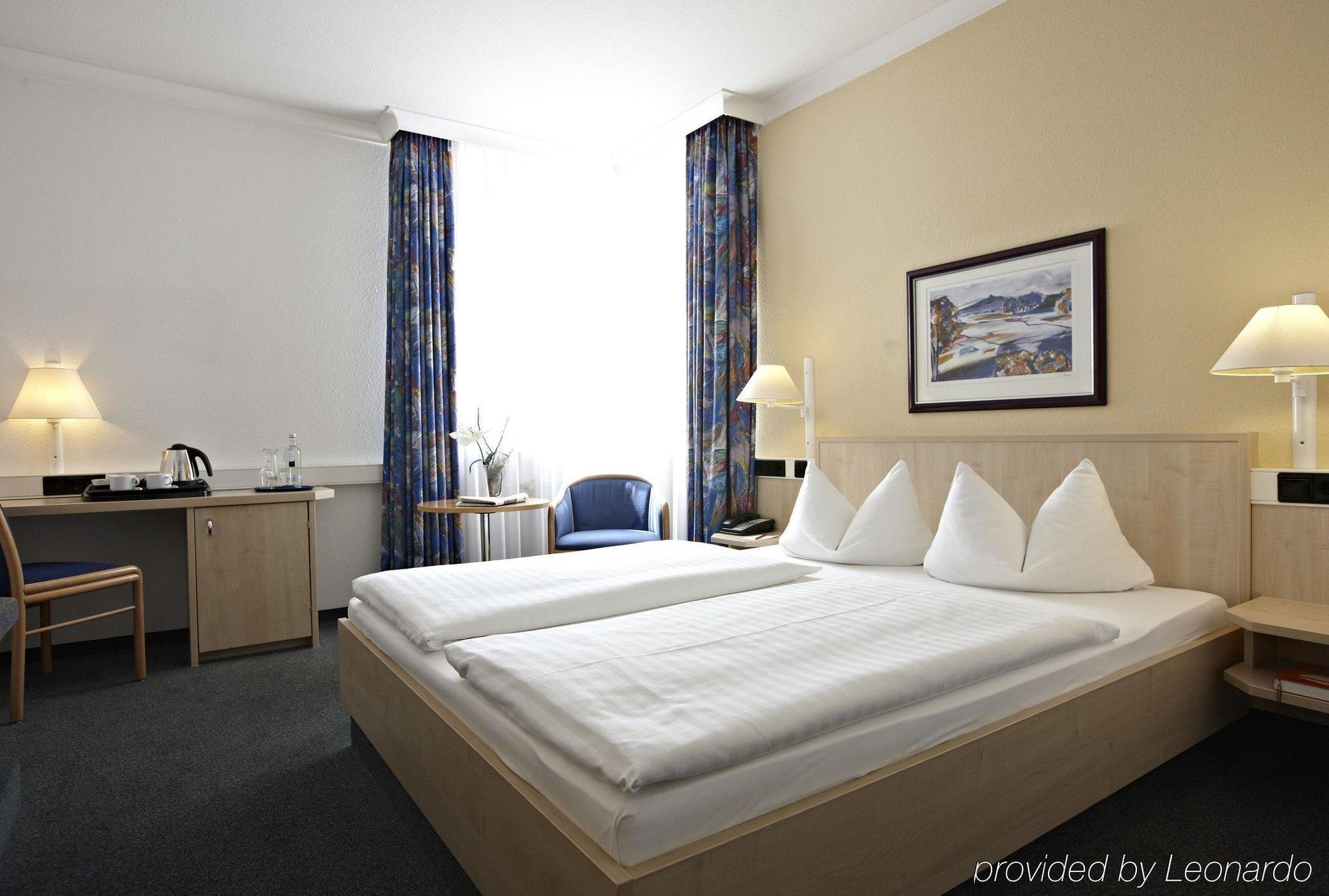 อินเตอร์ซิตี้โฮเต็ล รอสต็อค Hotel ภายนอก รูปภาพ