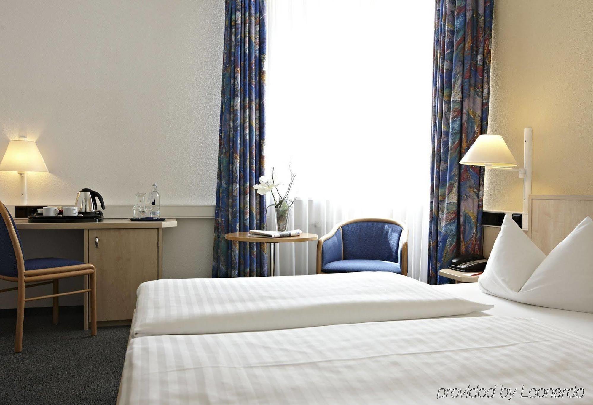 อินเตอร์ซิตี้โฮเต็ล รอสต็อค Hotel ภายนอก รูปภาพ
