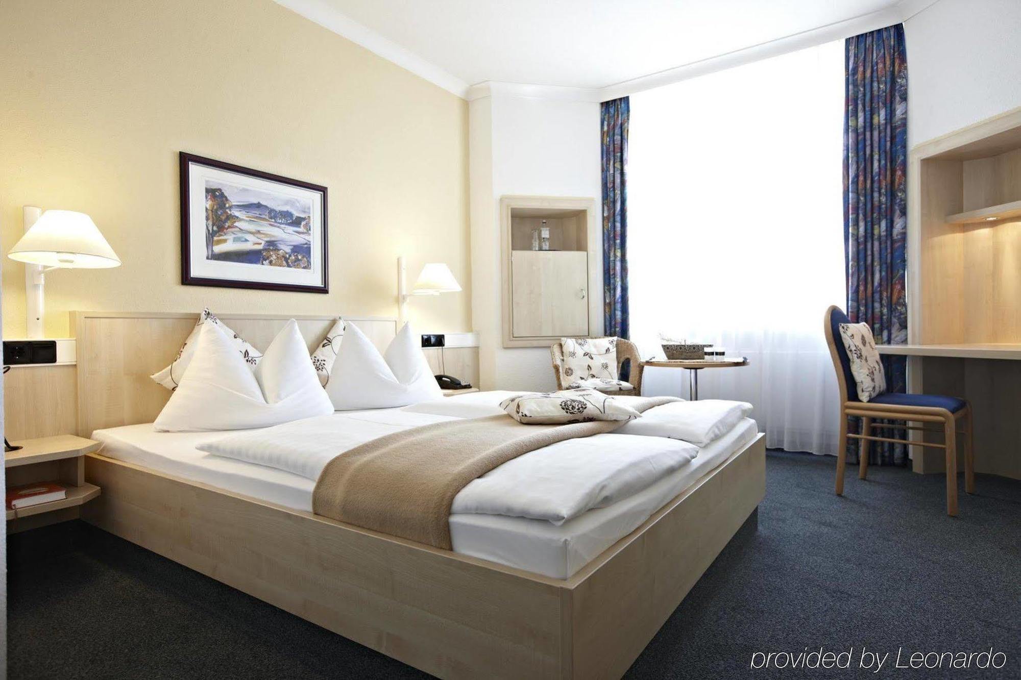 อินเตอร์ซิตี้โฮเต็ล รอสต็อค Hotel ภายนอก รูปภาพ