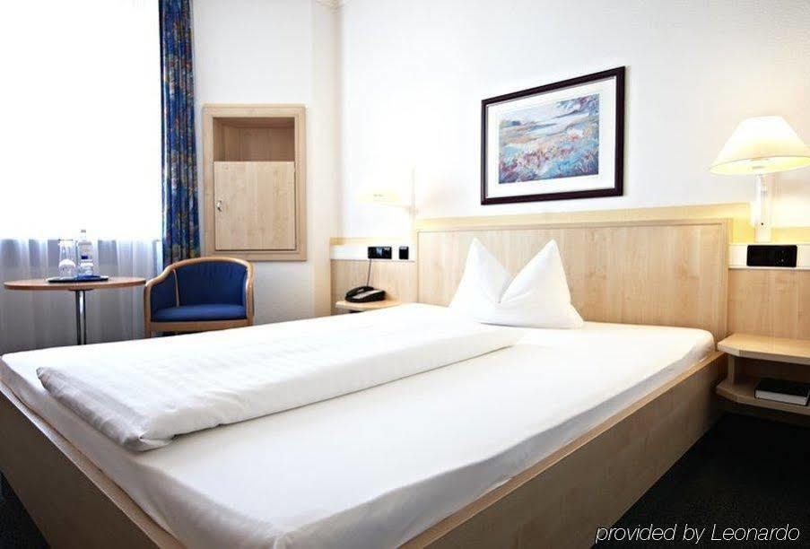 อินเตอร์ซิตี้โฮเต็ล รอสต็อค Hotel ภายนอก รูปภาพ
